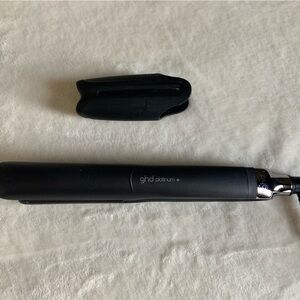 GHD Platinum+ Black Hair styler